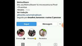 Na rua gostosa bate uma em público em live do instagram com peitos de fora buzinaram ao ver - melina bloom