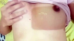 check out this amateur asian teen's masturbation selfie, it's so hot and close up