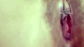 check out this amateur asian teen's masturbation selfie, it's so hot and close up