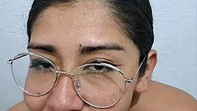 welcoming new neighbor with latina teen blowjob 😏