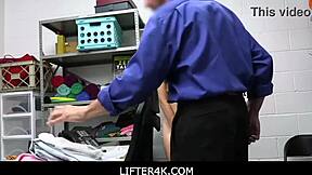 Lifter4k - Security Officer Tommy Gunn Brings Harley Haze To Room And Accuses Her Of Stealing