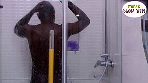 Horny Madam Squirts with Big Cock Gateman While Oga’s Busy! 💦