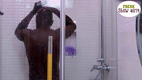 Horny Madam Squirts with Big Cock Gateman While Oga’s Busy! 💦