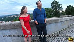 Happy hunter meets charming girl with her father and convinces her to join the hunt.