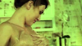 Masseuse oils up nicely before giving handjob and blowjob to cock