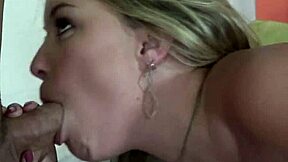 金发小奶妹18+求操奶子乱晃