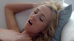 Prurient teen 18+ Minerva experiences an orgasm in this scene