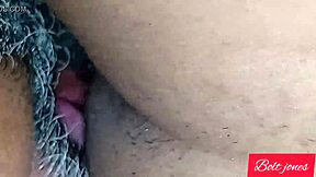 哇混血夫妇狂喷高潮Horrana Squirt伴侣颤抖