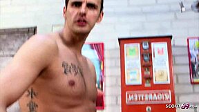 mega ass teen picked up for cash in berlin street casting without condom