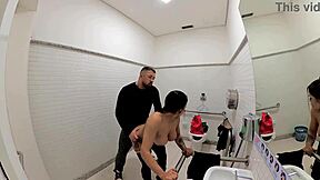 超爱万圣节玉玉cosplay妹子浴室里狂操