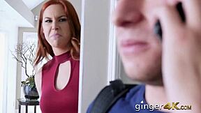 丰满红发Edyn Blair狂舔野战嫩妹戏