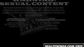 Hey, wanna see this skinny blonde take it sneaky? Her trimmed pussy gets pounded in POV style.