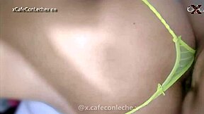 Mi hermanastra begs me to get her pregnant for her boyfriend