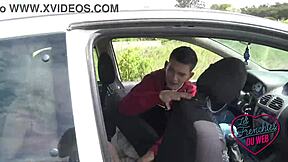 害羞18岁金发Sally户外变骚浪