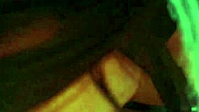 娇小拉丁继母看五十度灰后用BDSM惩罚继子