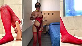 Perrita Rica Muestra Su Putería