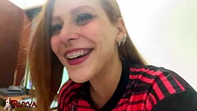 Novinha flamenguista fucking deliciously while twerking a lot