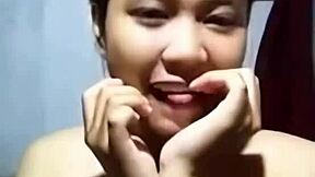 Khmer girl caught showering in candid video moment