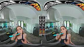 Breakfast with Sera Ryder turns virtual porn?