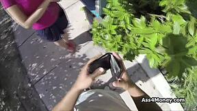 broke teen 18+ goes from payphone to sucking cock in public 😩