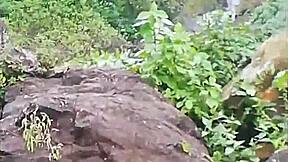 mais mulheres assim, estefii é uma zorra... o que ela faz na montanha?