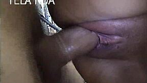 Novinha caindo de boca no novinho na loja