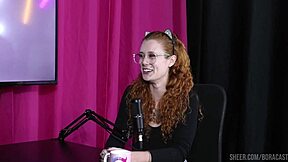 Man, this ruiva gostosa gets her pussy licked wet after chatting about more porn content!