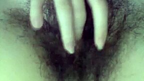 hairy teen webcam babe performs sexy solo acts