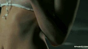 i love stasyq's naked babes with shaved pussies