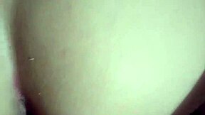 Comendo a novinha gostosinha de 4