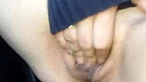 Homemade Amateur Wife Masturbates in Traffic, Cumming from Being Seen