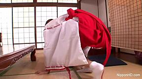 Japanese Girl Plays With Her Pussy Nude