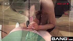 Amateurs Feel Intense Pleasure in Cumshot Facials