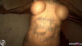 Sklave Darf Junge Domina Ohne Kondom Zur Belohnung Ficken - German Teen 18+