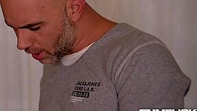 Fitness slut Victoria Pure deep anal and dp fuck training!