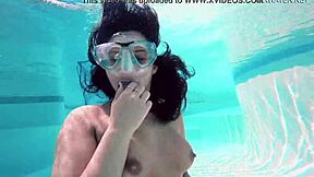 Brita Piskova Masturbates Underwater In The Swimming Pool