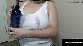 dicked diva penny pax takes big fat cock in her mouth