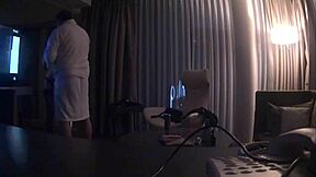 我的娇小骚货为什么这么上瘾看？