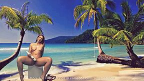 Camsoda: Curvy Amateur Girl Masturbates With Glass Dildo