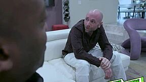 Kendra says, 'eat my pussy'