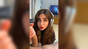 Increible Como Folla Esta Chica Mientras Escucha Musica Su Coño Aprieta Mi Polla Y Tiene Un Orgasmo Hablando En Español