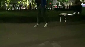 Desnuda En La Calle Y En La Casa De Mis Amigos