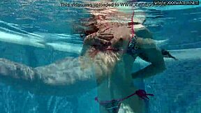 Nicole pearl shakes her ass in the pool