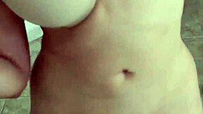 My new study partner Estefi invites me to her new apartment for a chat. 😊