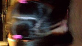 蓝眼18+美女自拍聊天露骚样