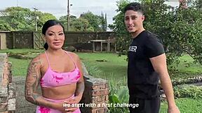 offering cash to busty mariana martix in public park to bang her - milan rodriguez 😍🔥