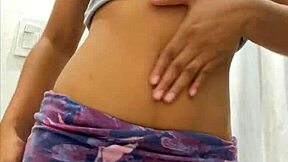 cute girl lifting skirt, so horny right now 😍