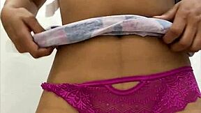 cute girl lifting skirt, so horny right now 😍