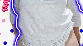 Chubby Latina shakes her ass like a wild beast in solo action.