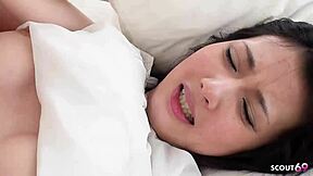 亚洲夫妻粗暴性交光滑阴道！